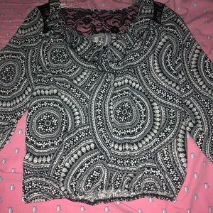 Black & white super cute shirt